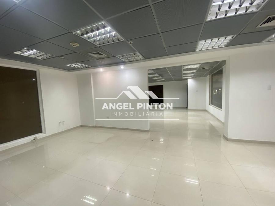 Foto Local en Alquiler en Maracaibo, Zulia - U$D 250 - LOA204010 - BienesOnLine