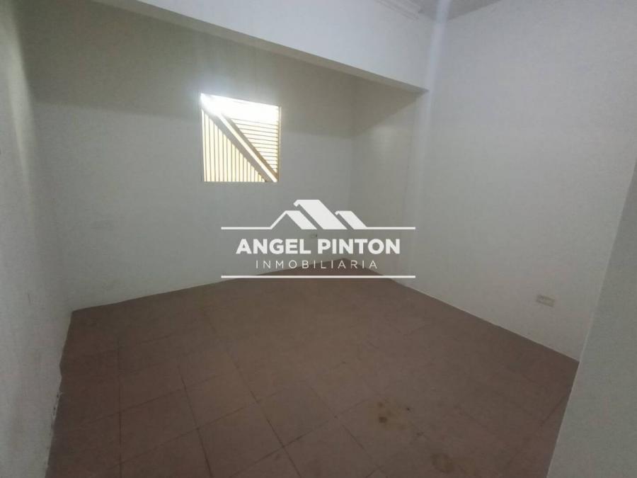 Home in Metric Way