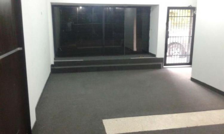 Home in Metric Way