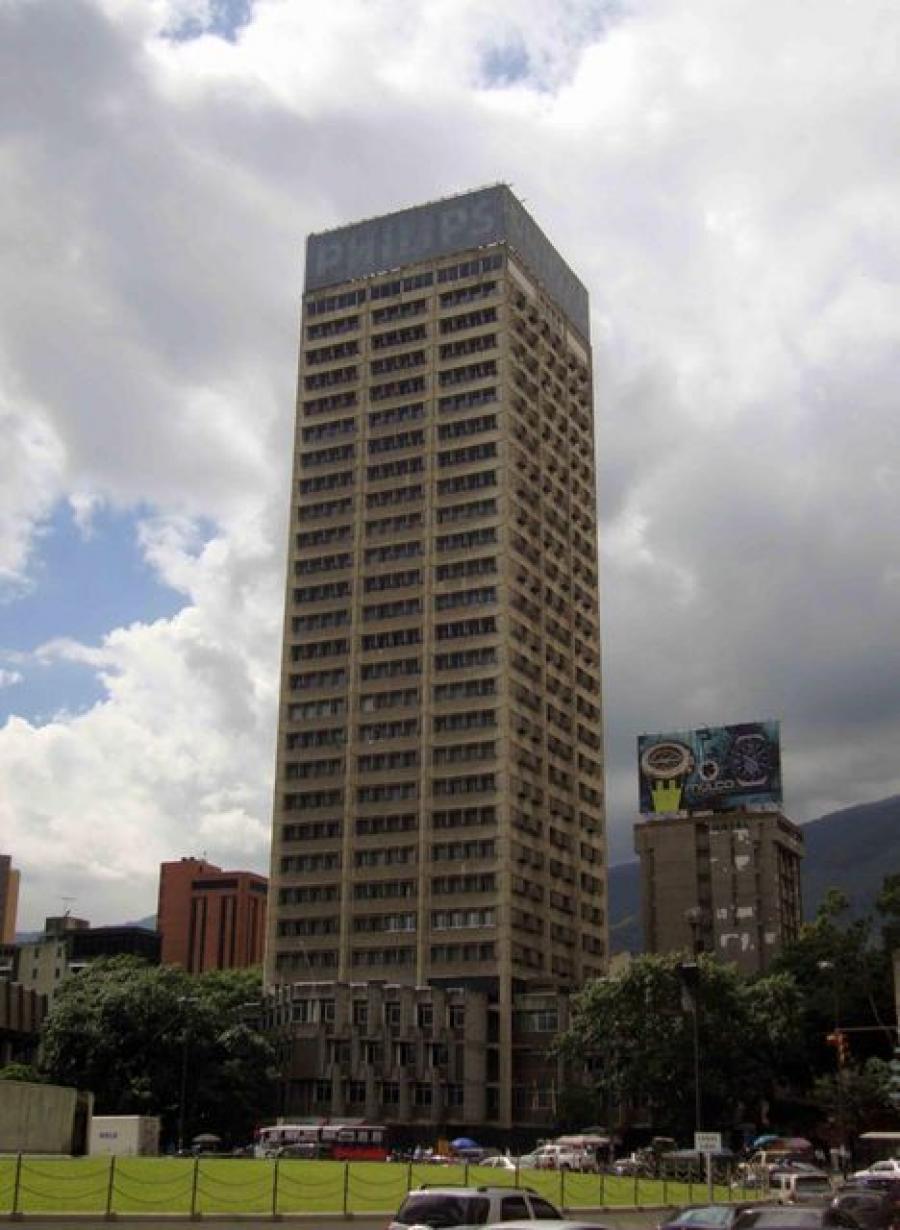 Foto Local en Alquiler en Libertador, Plaza Venezuela, Distrito Federal - U$D 2.500 - LOA188554 - BienesOnLine