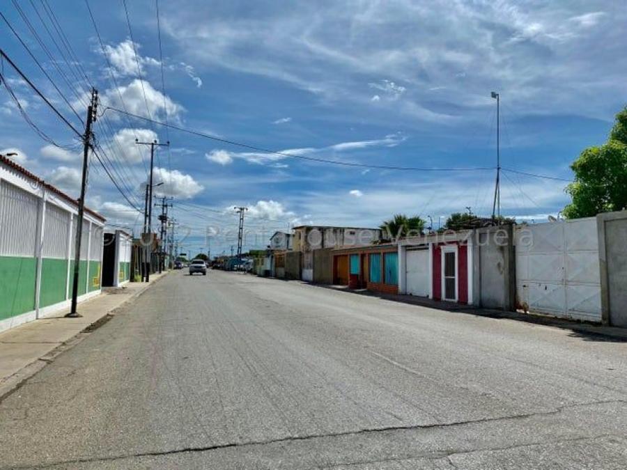 Foto Local en Venta en Punto Fijo, Falcn - U$D 35.000 - LOV187617 - BienesOnLine