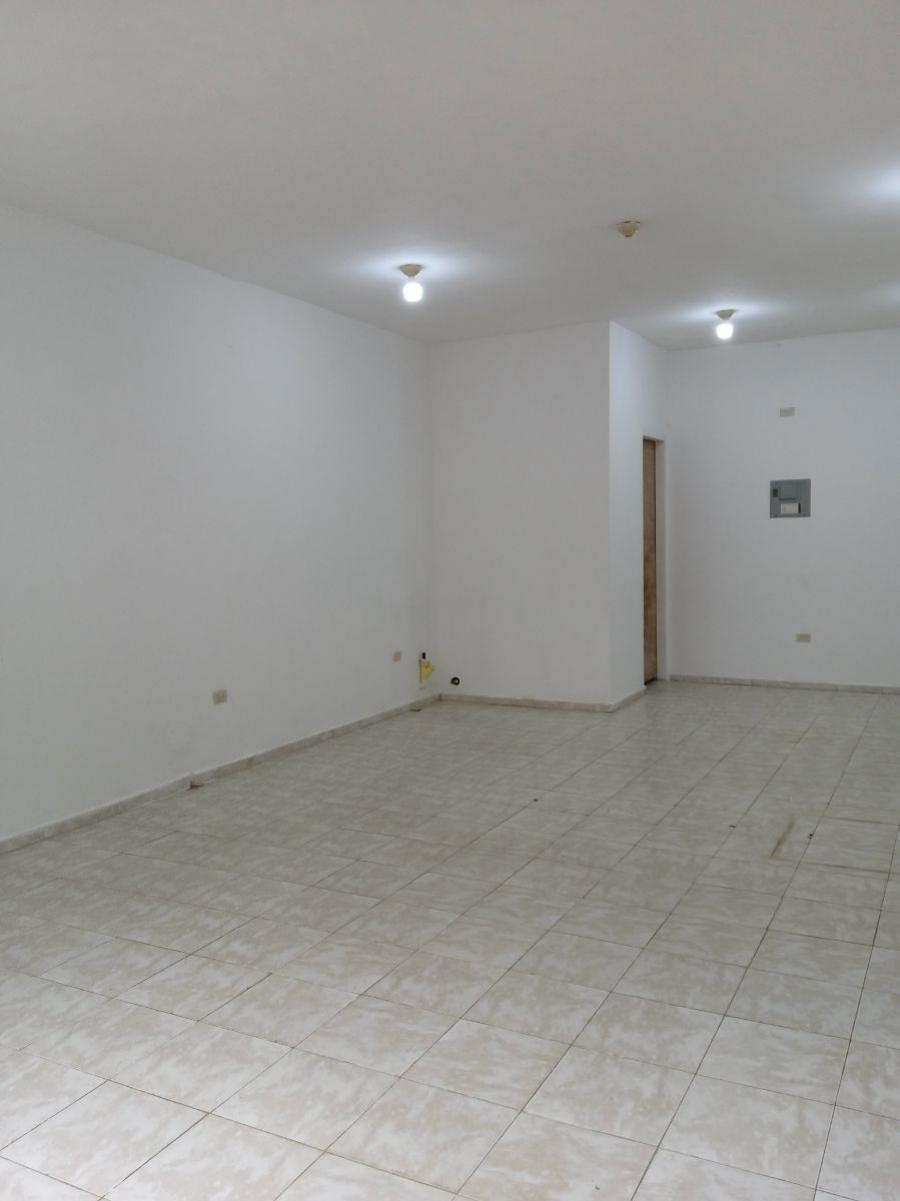 Foto Local en Venta en Edmundo Barrios, El Tigre, Anzotegui - U$D 13.000 - LOV215318 - BienesOnLine