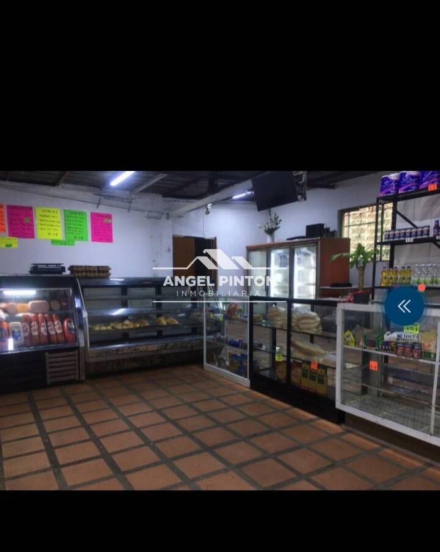 Foto Local en Alquiler en Caracas, Distrito Federal - U$D 900 - LOA222550 - BienesOnLine