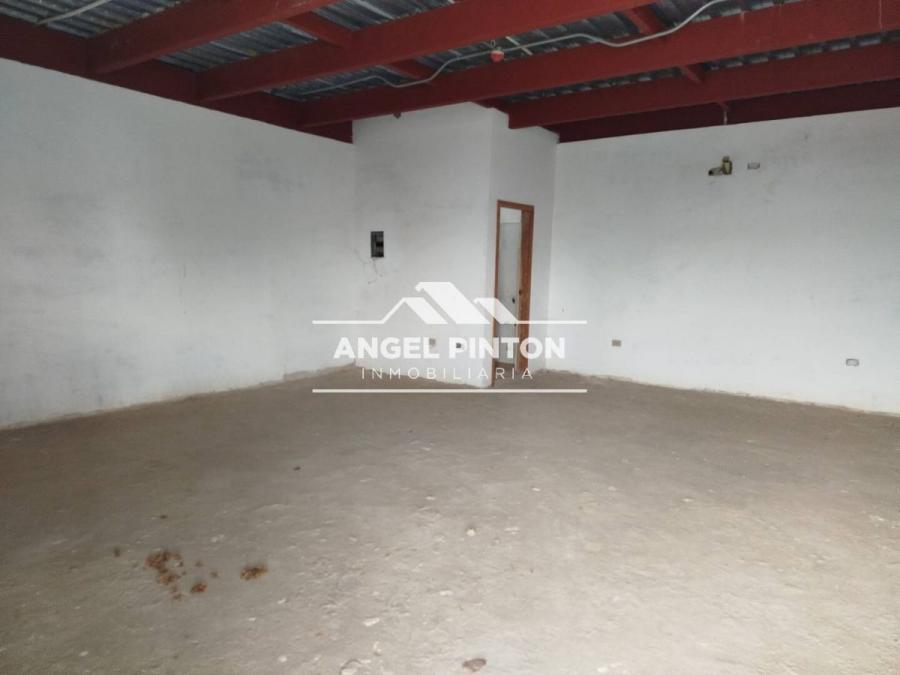 Foto Local en Venta en Maracaibo, Zulia - U$D 8.500 - LOV254164 - BienesOnLine