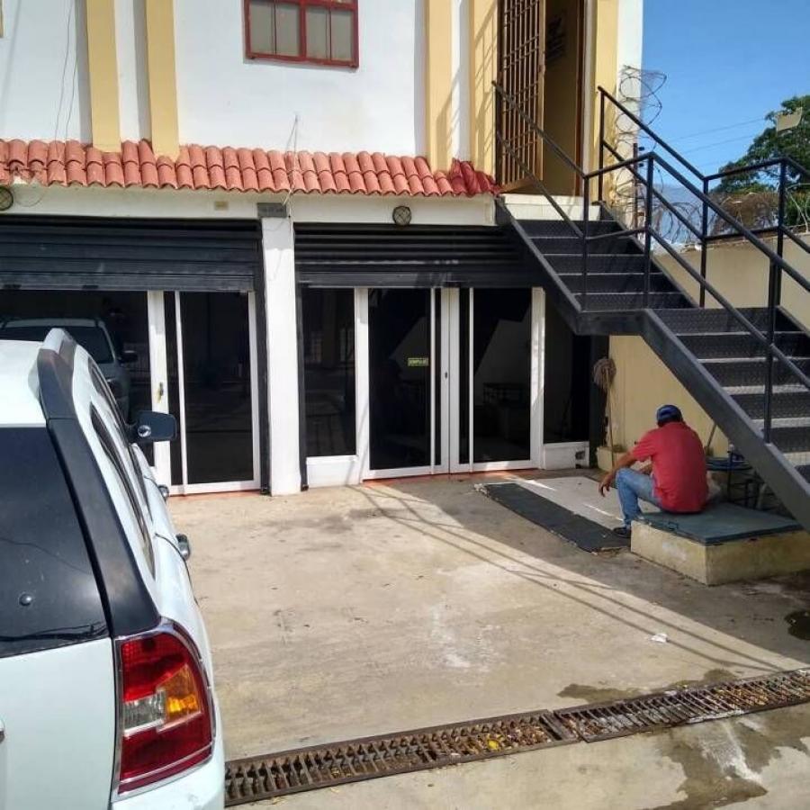 Foto Local en Venta en Maracaibo, Zulia - U$D 47.000 - LOV169089 - BienesOnLine