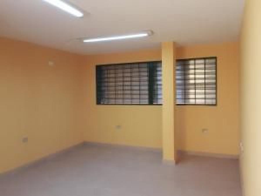 Foto Local en Alquiler en Maracaibo, Zulia - BsF 80 - LOA120863 - BienesOnLine