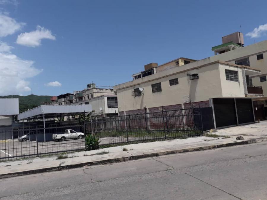 Foto Local en Venta en AV BOLIVAR, Valencia, Carabobo - U$D 161.000 - LOV144314 - BienesOnLine