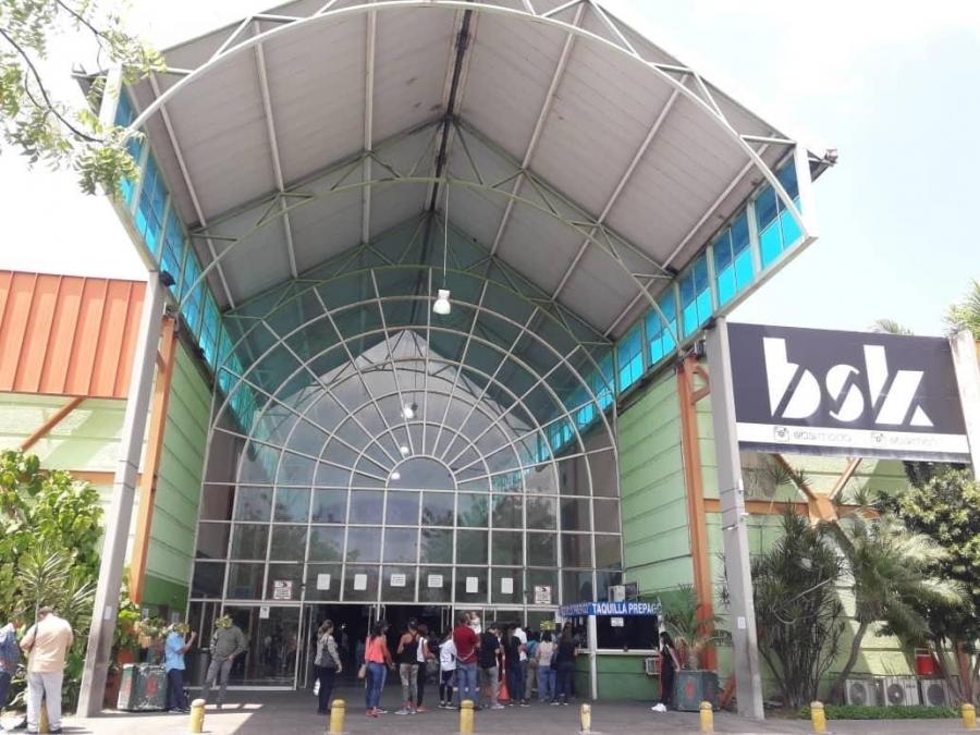 Home in Metric Way