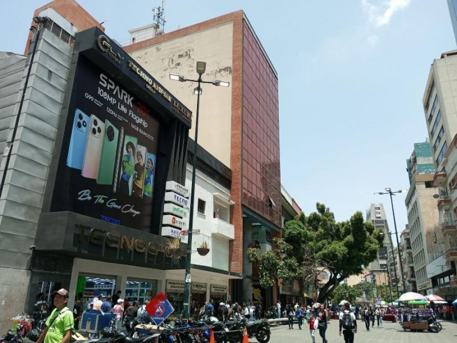 Foto Local en Alquiler en El Recreo, Caracas, Distrito Federal - U$D 750 - LOA248758 - BienesOnLine