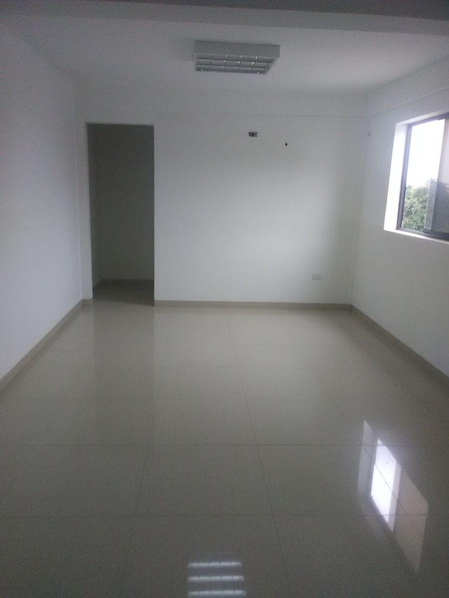 Foto Local en Alquiler en Catia la Mar, Catia La Mar, Vargas - U$D 300 - LOA178236 - BienesOnLine