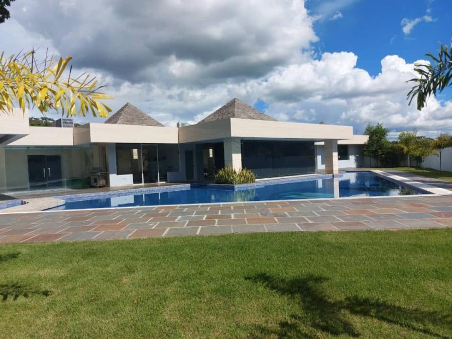 Foto Casa en Venta en Guataparo, Carabobo - U$D 900.000 - CAV154231 - BienesOnLine