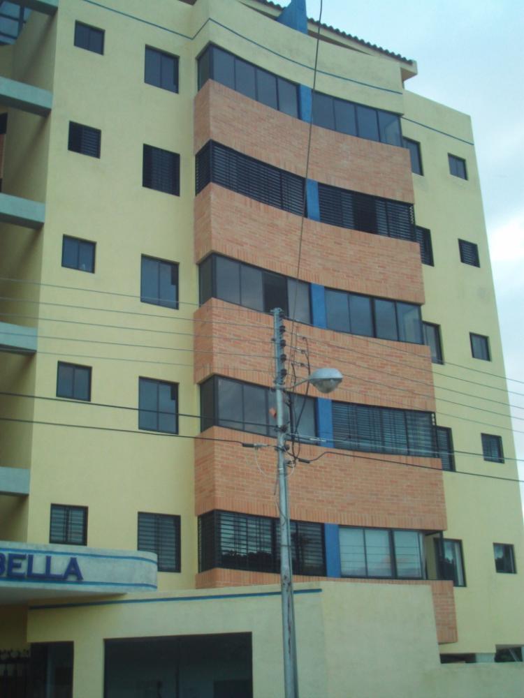 Foto Apartamento en Venta en Urb. Rotaf, Naguanagua, Carabobo - BsF 900.000 - APV18153 - BienesOnLine