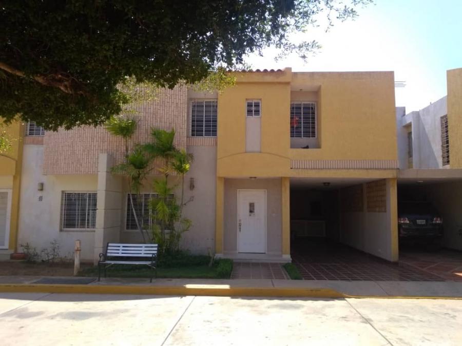 Foto Casa en Alquiler en Maracaibo, Zulia - BsF 600.000 - CAA124735 - BienesOnLine