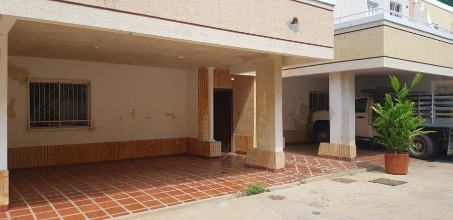 Foto Casa en Alquiler en Maracaibo, Zulia - U$D 200 - CAA124786 - BienesOnLine