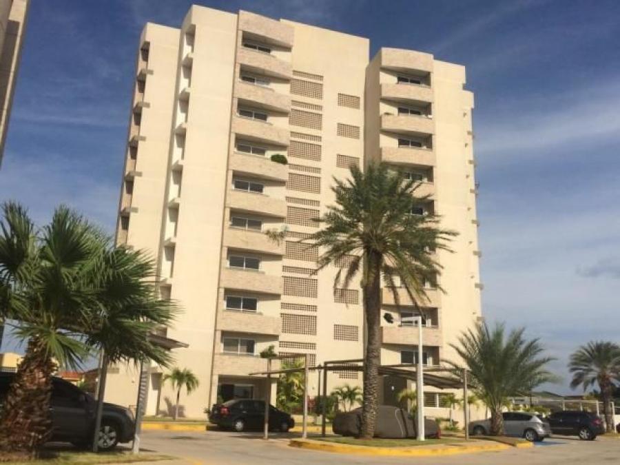 Foto Apartamento en Alquiler en Av. Milagro Norte, Maracaibo, Zulia - BsF 250 - APA112278 - BienesOnLine