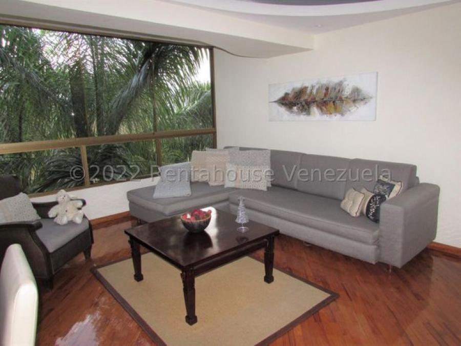 Foto Apartamento en Alquiler en Naranjos del cafetal, Distrito Federal - U$D 800 - APA163891 - BienesOnLine