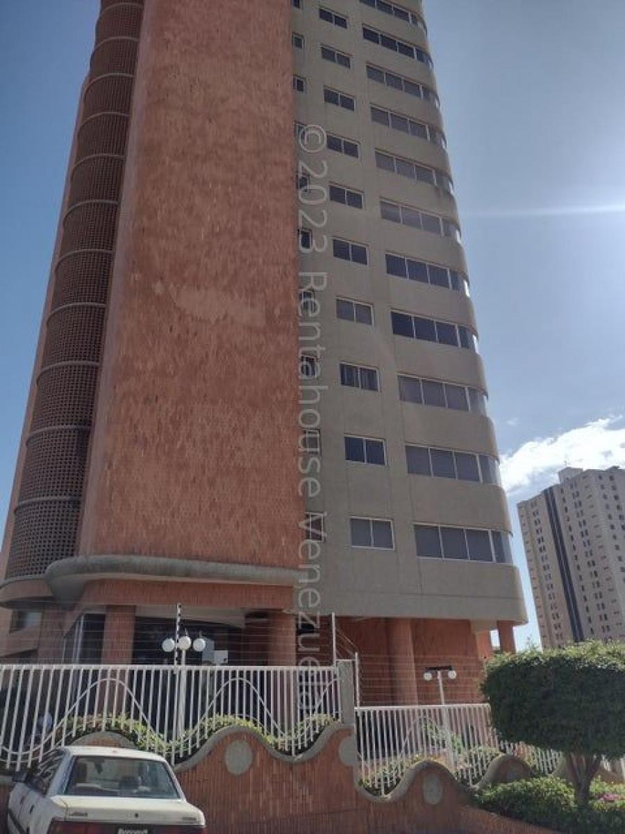 Foto Apartamento en Alquiler en Maracaibo, Maracaibo, Zulia - U$D 220 - APA204324 - BienesOnLine