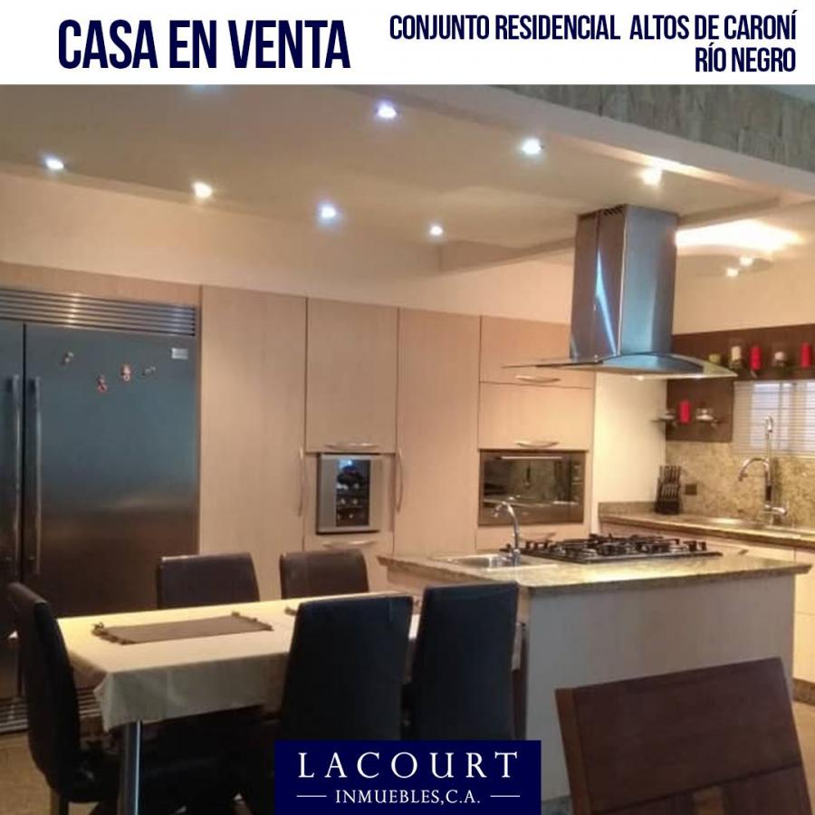 Foto Quinta en Venta en UNARE, CONJUNTO RESIDENCIAL ALTOS DE CARONI, Bolvar - U$D 70.000 - QUV125129 - BienesOnLine