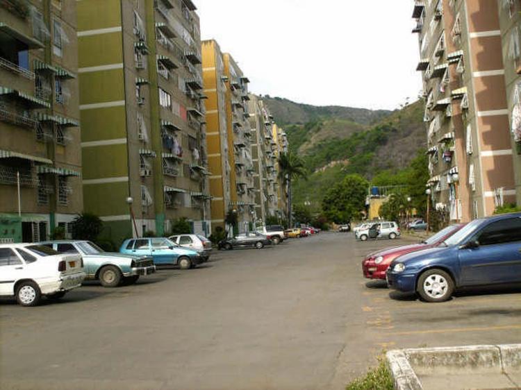 Foto Apartamento en Venta en Turmero, Aragua - BsF 5.200.000 - APV36572 - BienesOnLine