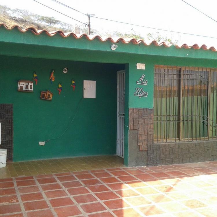 Foto Casa en Alquiler en Punta Cardon, Punto Fijo, Falcn - BsF 70.000 - CAA91291 - BienesOnLine