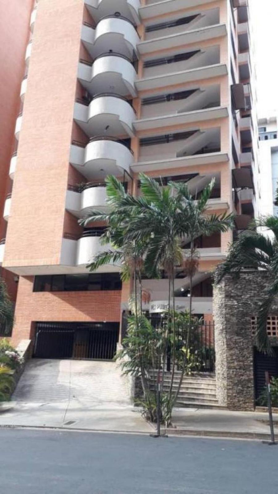 Foto Apartamento en Alquiler en La Trigalea, Valencia, Carabobo - U$D 140 - APA138279 - BienesOnLine