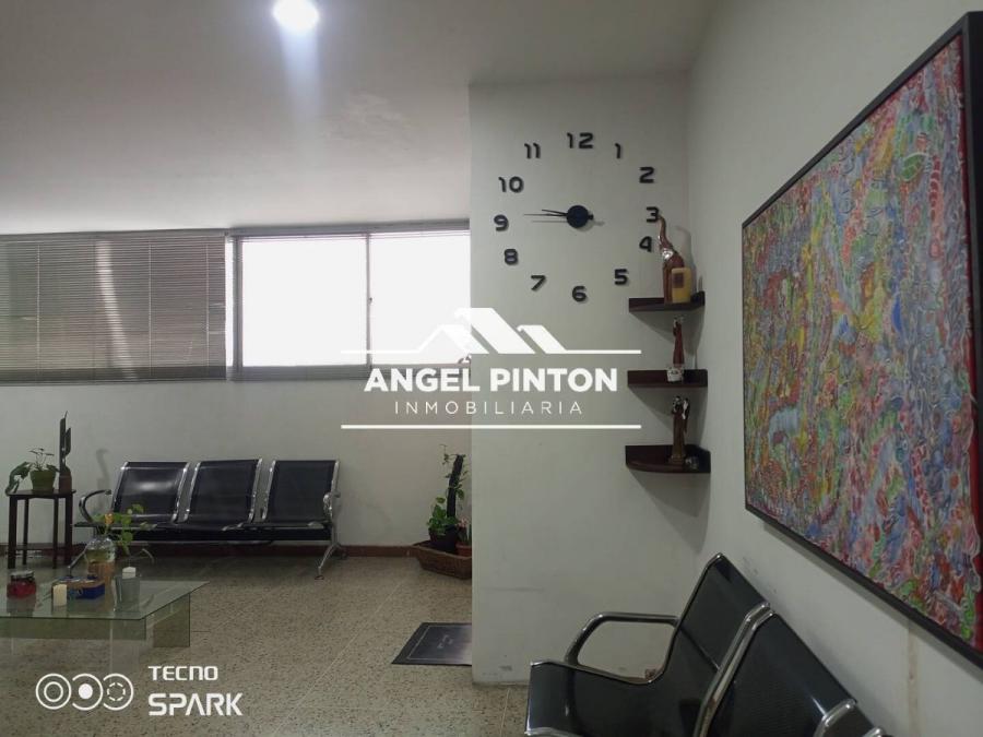 Home in Metric Way