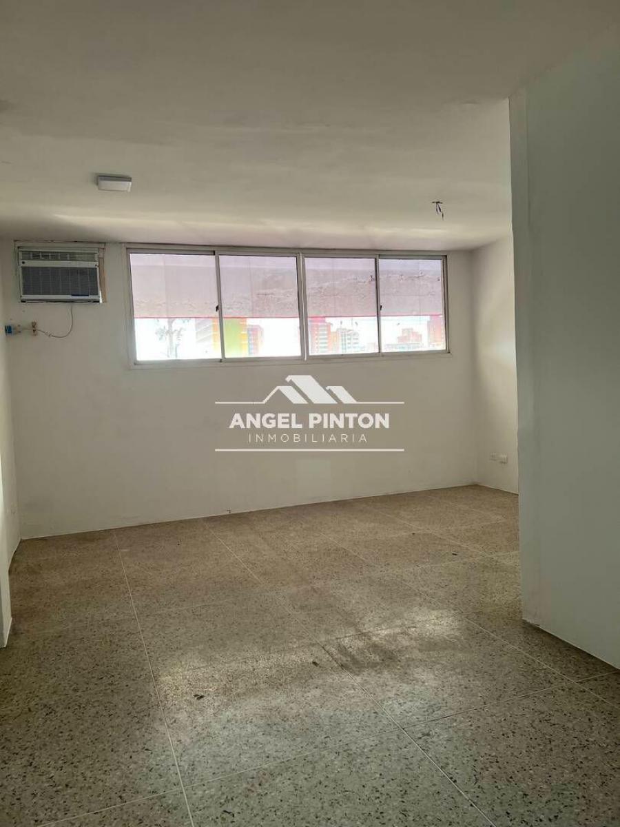 Foto Oficina en Alquiler en Este, Maracaibo, Zulia - U$D 160 - OFA253942 - BienesOnLine
