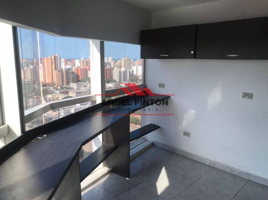 Foto Oficina en Alquiler en Maracaibo, Zulia - U$D 200 - OFA189112 - BienesOnLine
