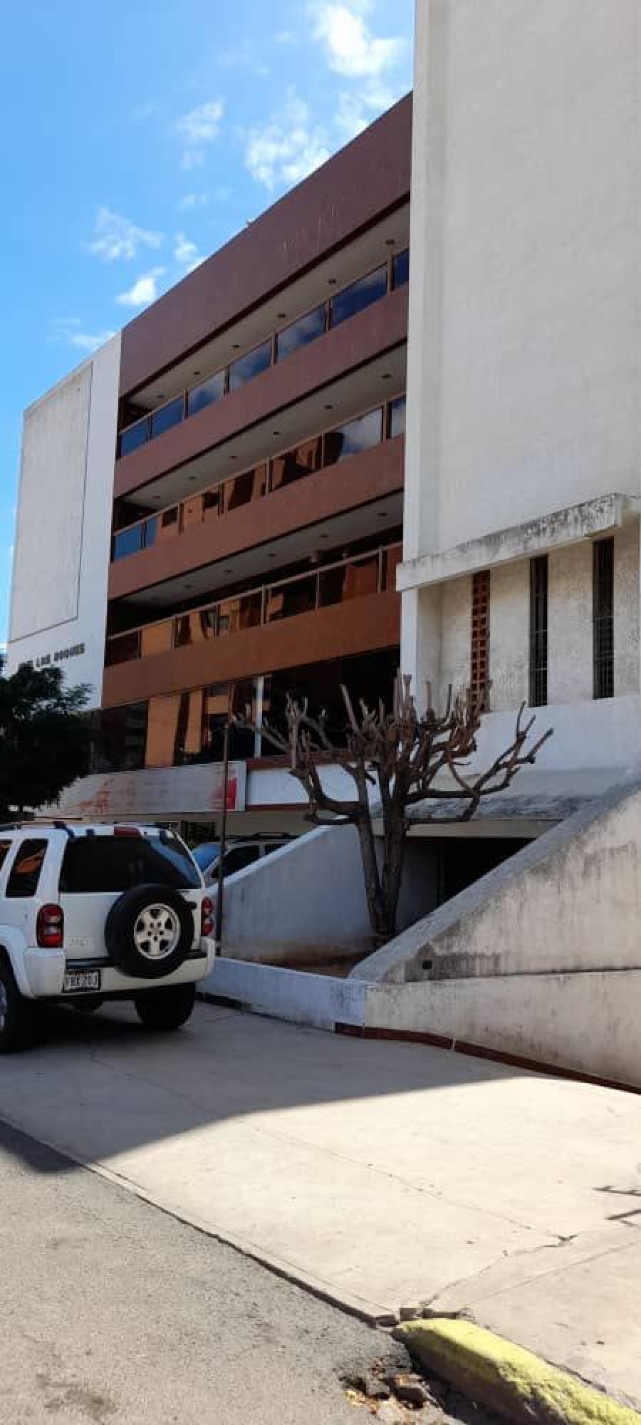 Foto Oficina en Alquiler en Maracaibo, Zulia - U$D 349 - OFA223759 - BienesOnLine