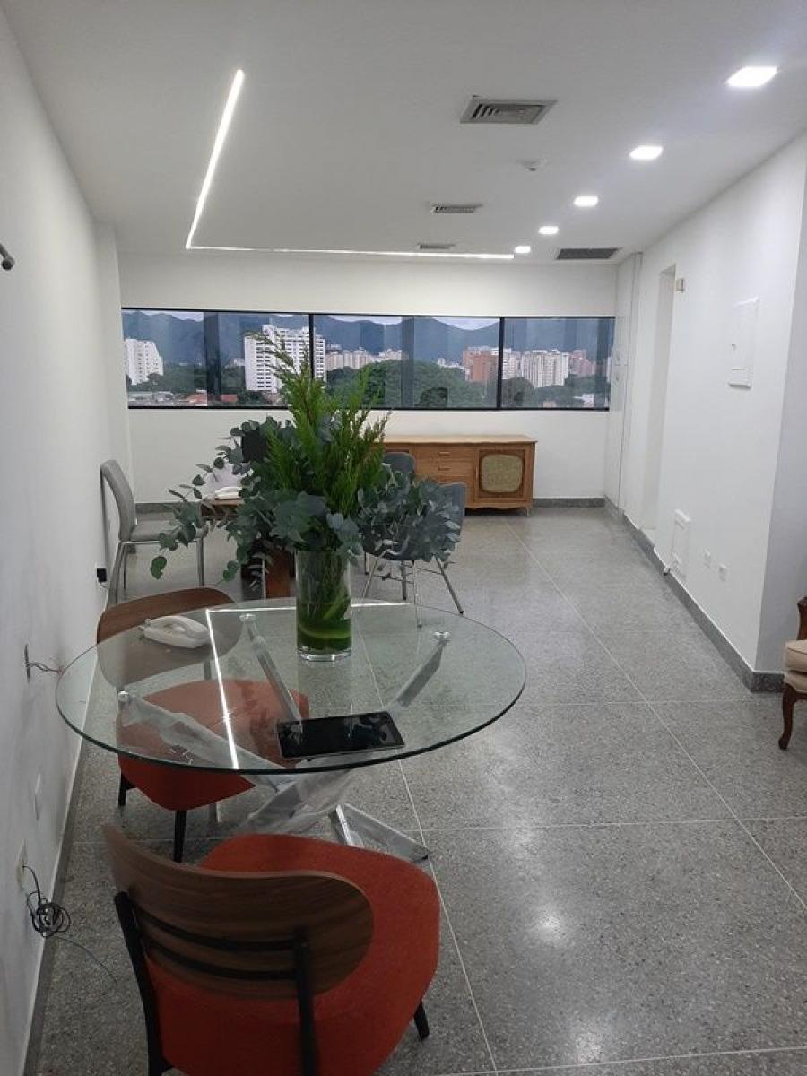 Foto Oficina en Alquiler en URB EL PARRAL VALENCIA, URB EL PARRAL VALENCIA, Carabobo - U$D 200 - OFA209140 - BienesOnLine