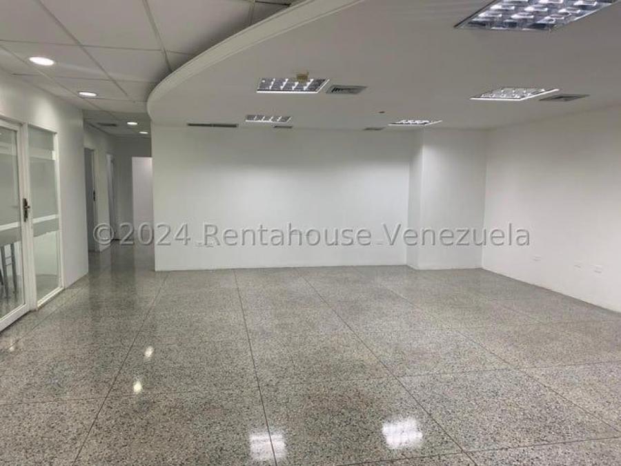 Foto Oficina en Alquiler en Maracaibo, Zulia - U$D 300 - OFA221801 - BienesOnLine