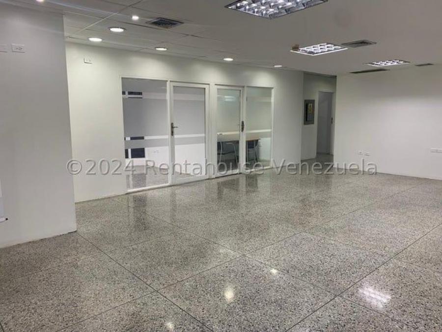 Foto Oficina en Alquiler en Maracaibo, Zulia - U$D 300 - OFA229049 - BienesOnLine