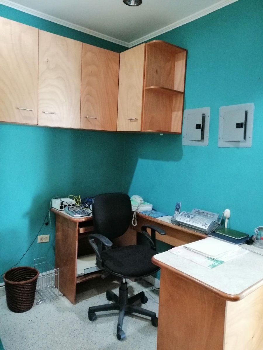 Foto Oficina en Venta en Valencia, Carabobo - U$D 80.000 - OFV144883 - BienesOnLine