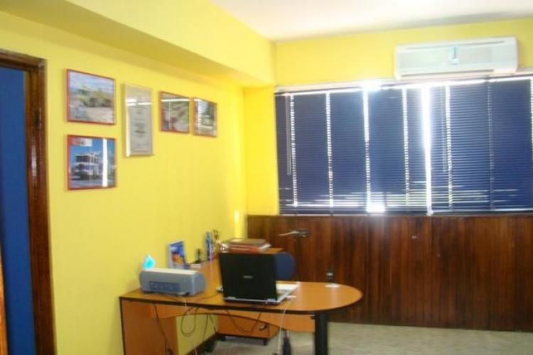 Foto Oficina en Venta en Girardot, Maracay, Aragua - BsF 1.000.000 - OFV49635 - BienesOnLine