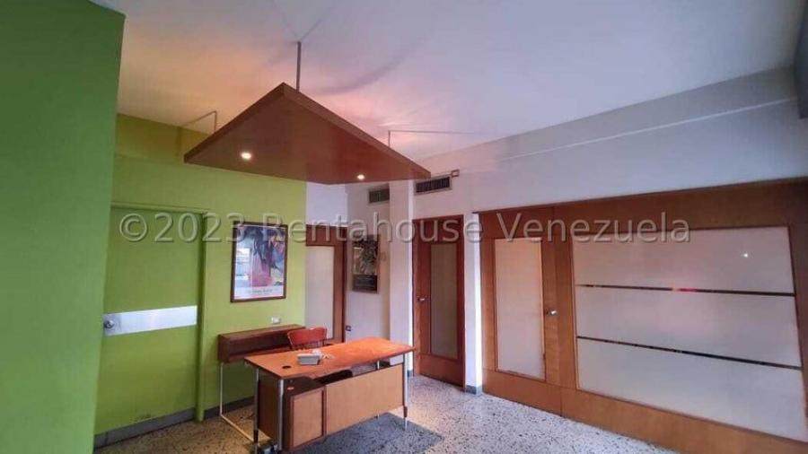 Foto Oficina en Alquiler en Maracaibo, Zulia - U$D 450 - OFA193172 - BienesOnLine