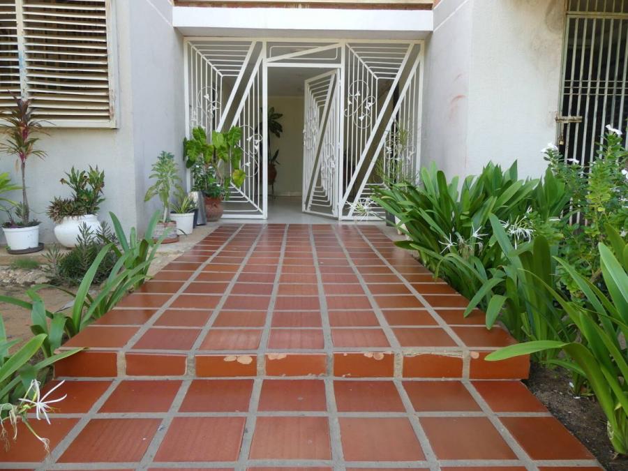 Foto Apartamento en Venta en ZONA OESTE, Maracaibo, Zulia - BsF 8.000 - APV212364 - BienesOnLine