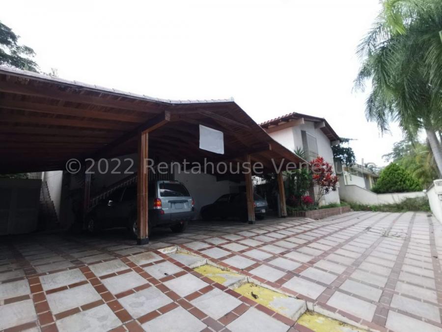 Foto Casa en Venta en Baruta, Prados del Este, Distrito Federal - U$D 300.000 - CAV185025 - BienesOnLine