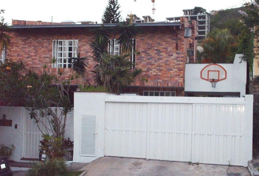 Foto Casa en Venta en Oripoto, El Hatillo, Municipio El Hatillo, Distrito Federal - U$D 170.000 - CAV191480 - BienesOnLine