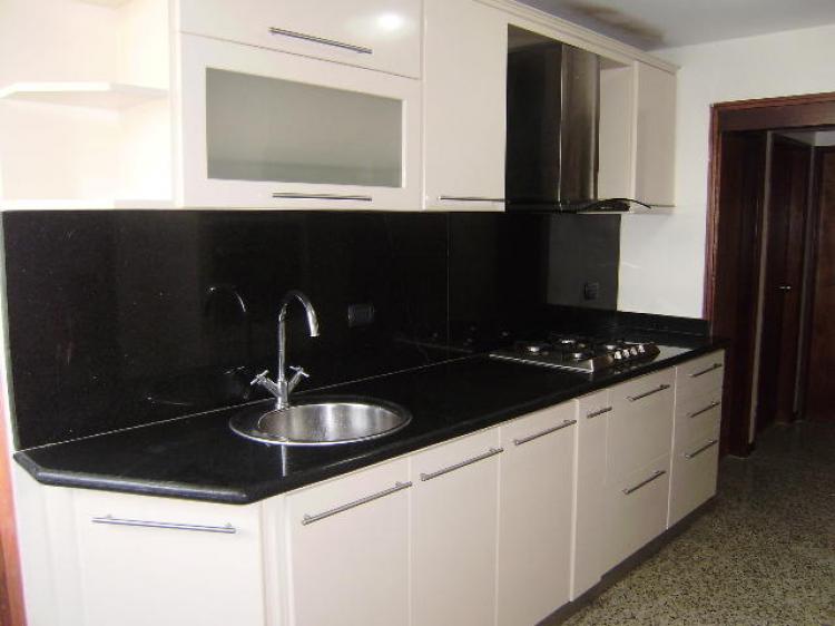 Foto Apartamento en Alquiler en Maracaibo, Zulia - BsF 5.000 - APA21306 - BienesOnLine