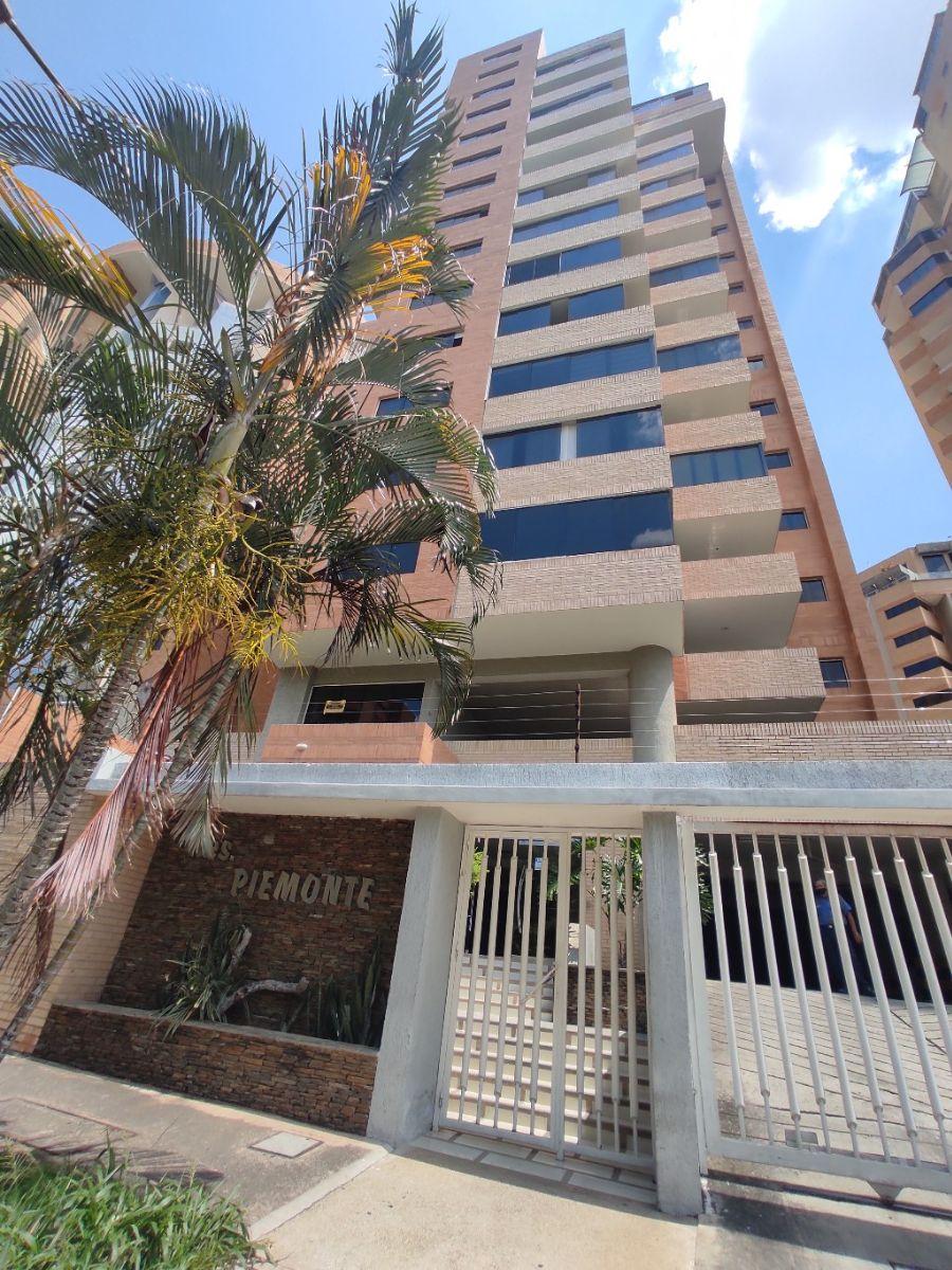 Foto Apartamento en Venta en Valencia, Carabobo - U$D 380.000 - APV171662 - BienesOnLine