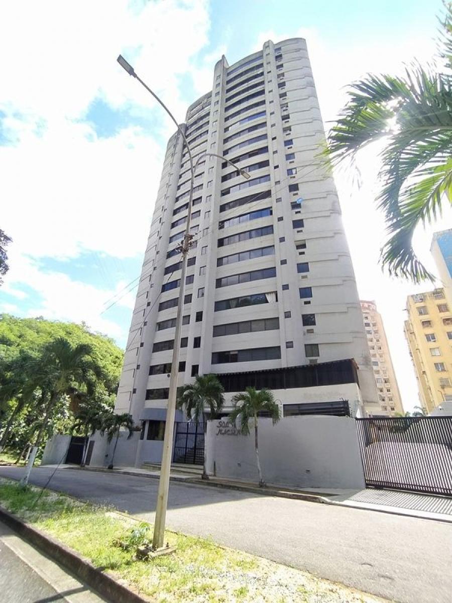 Foto Apartamento en Venta en URBANIZACION LAS CHIMENEAS, URBANIZACION LAS CHIMENEAS, Carabobo - U$D 900 - APV209158 - BienesOnLine