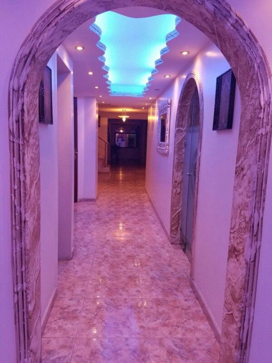 Home in Metric Way