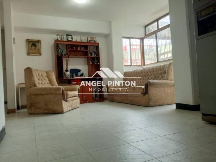 Home in Metric Way