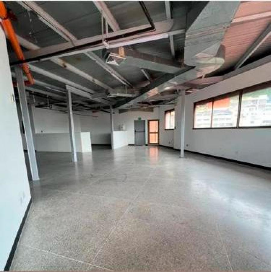 Foto Industrial en Alquiler en Caracas, Distrito Federal - U$D 4.200 - INA186001 - BienesOnLine