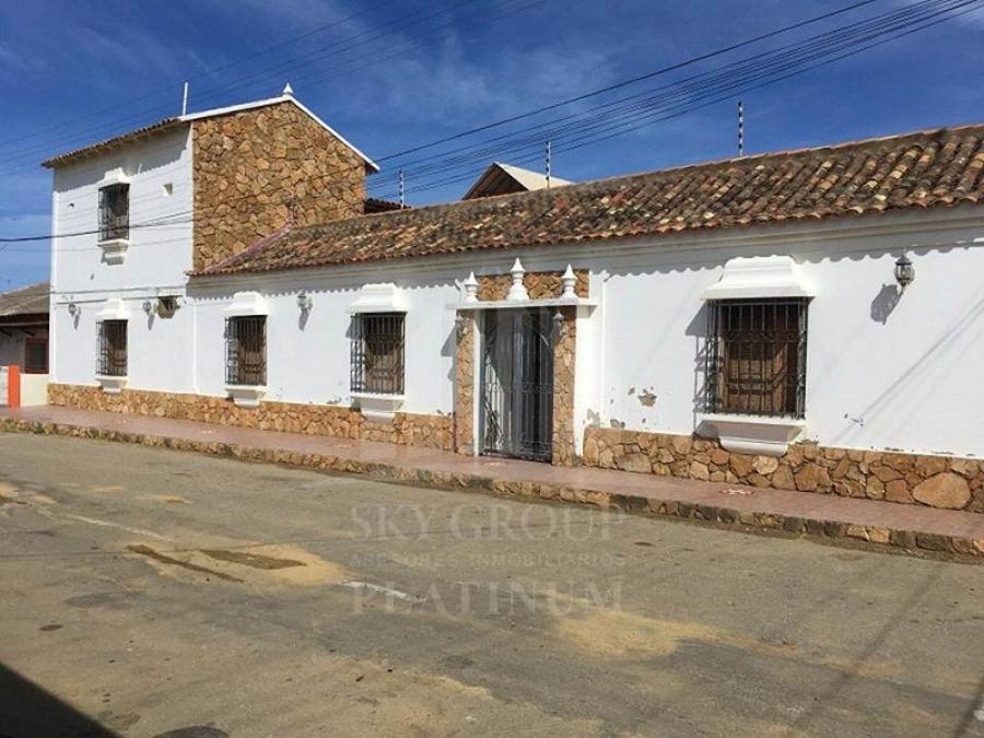 Foto Hotel en Venta en Los Taques, Santa Cruz de Los Taques, Falcn - U$D 85.000 - HOV225240 - BienesOnLine