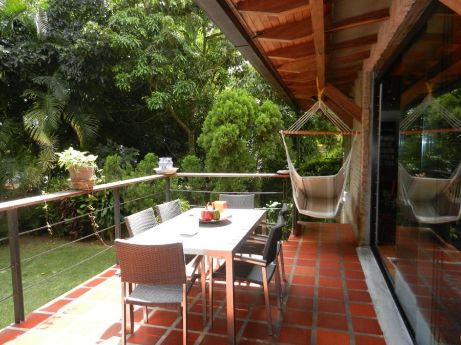 Foto Casa en Alquiler en Los Palos Grandes, Caracas, Distrito Federal - U$D 2.500 - CAA224329 - BienesOnLine