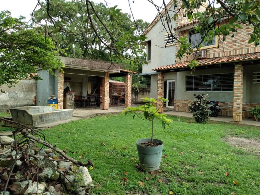 Foto Quinta en Venta en Colina de Guataparo, Carabobo - U$D 120.000 - QUV172175 - BienesOnLine