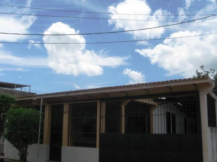 Foto Casa en Venta en Maracay, Aragua - BsF 585 - CAV37623 - BienesOnLine