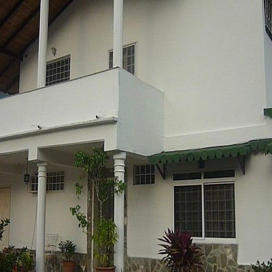Foto Casa en Venta en Maracay, Aragua - U$D 110.000 - CAV137487 - BienesOnLine