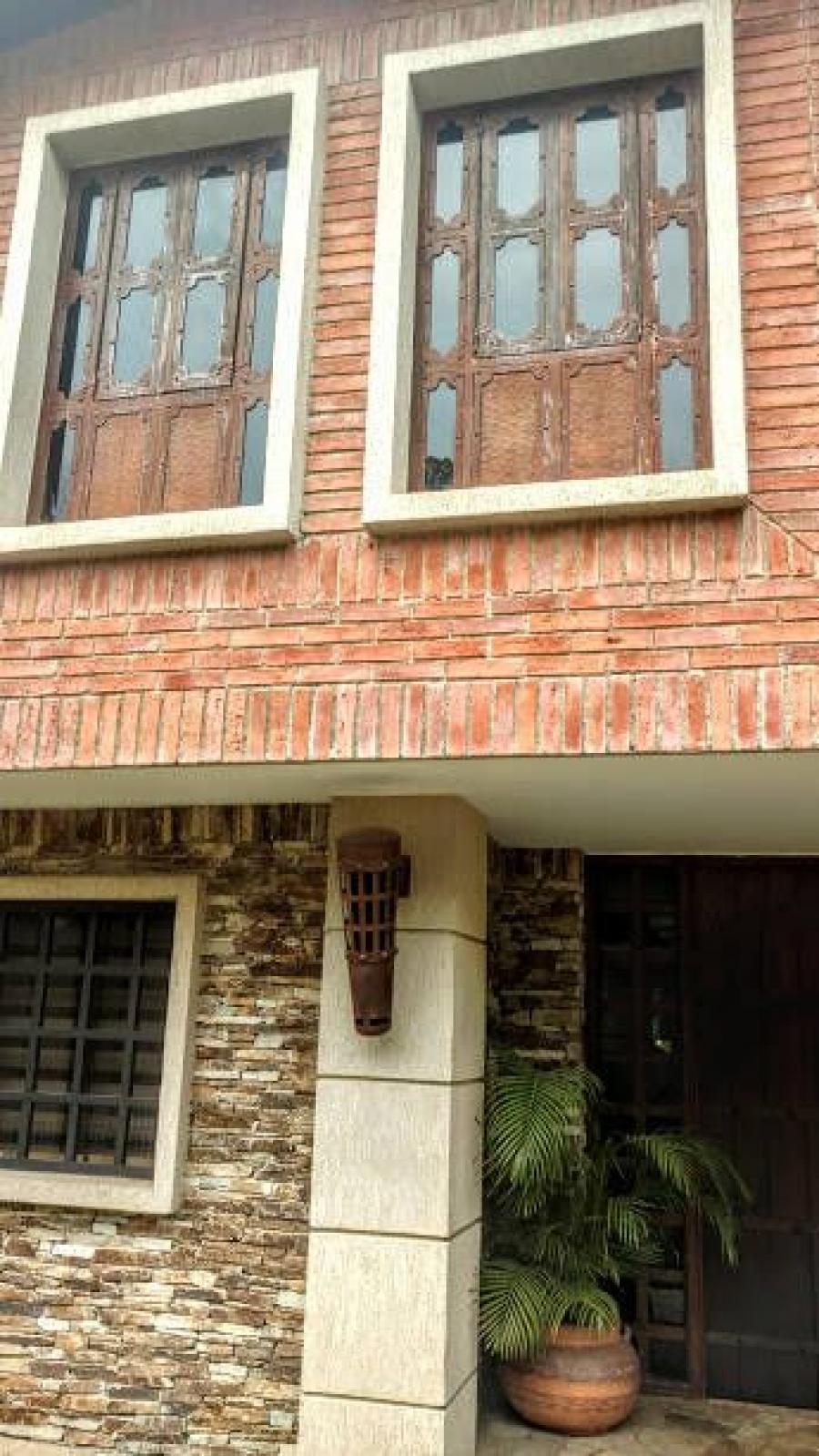 Home in Metric Way